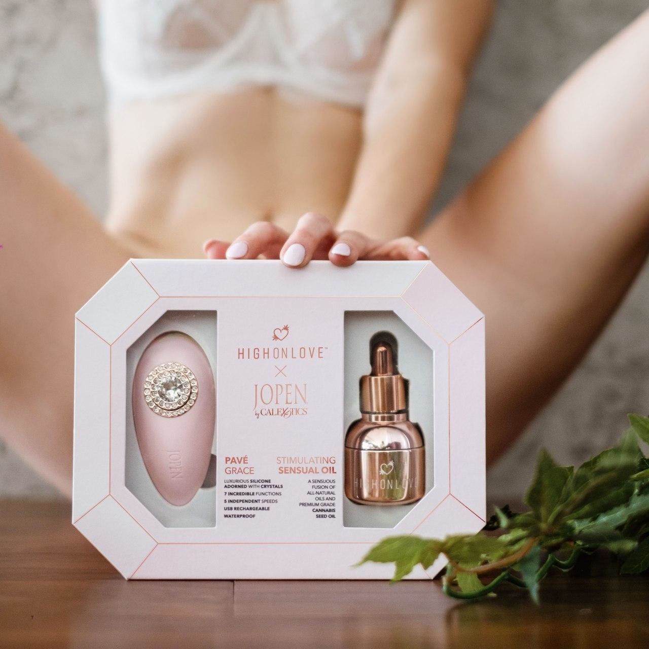 Подарунковий набір HighOnLove & JOPEN: Objects of Desire (краплі для клітора і вібратор з кристалами)
