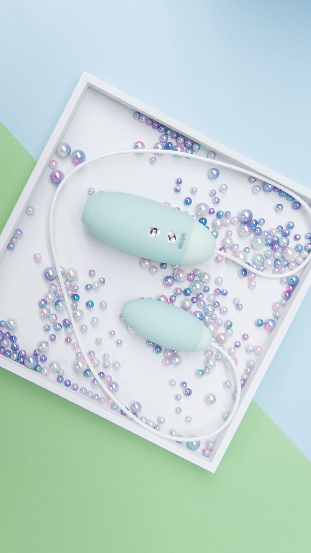 Вакуумний стимулятор з віброяйцем 2-в-1 KISTOY Miss VV Cyan