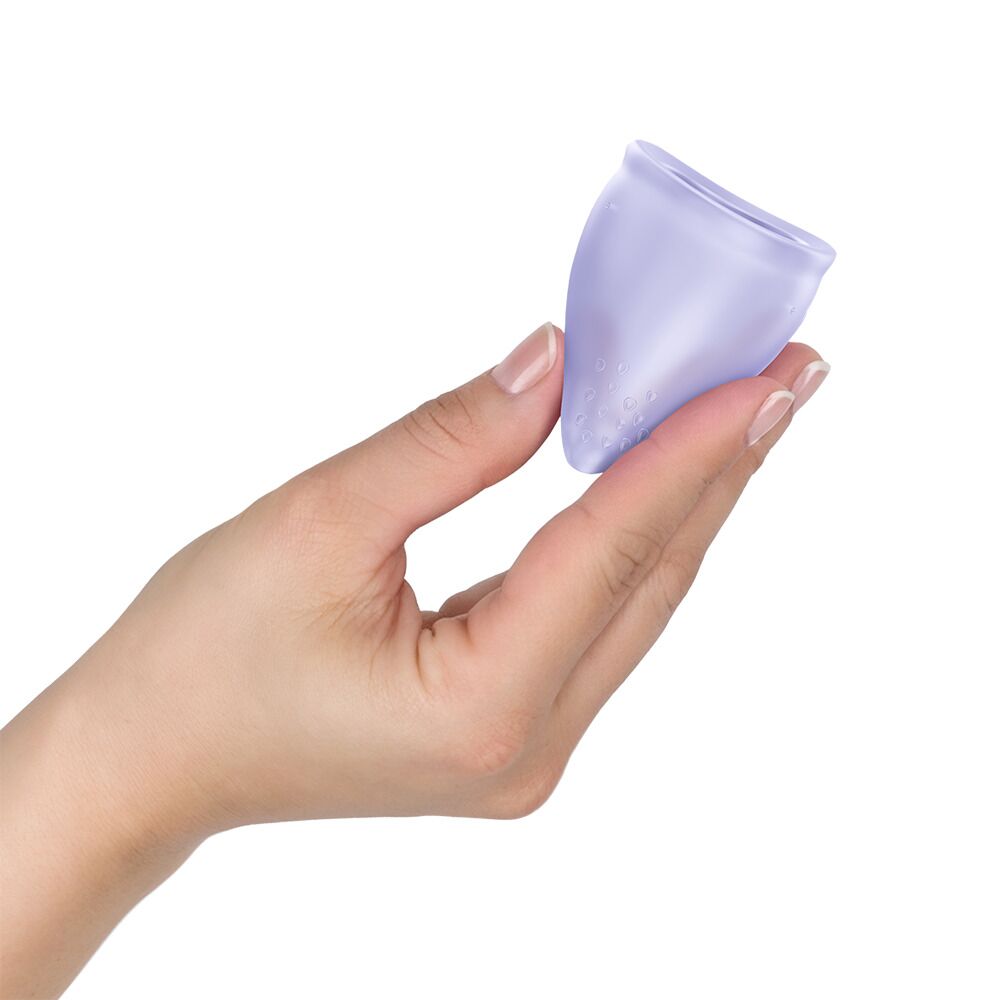 Менструальна чаша Fun Factory FUN CUP SIZE B Purple, багаторазова, діаметр 4,3 см, об’єм 30 мл
